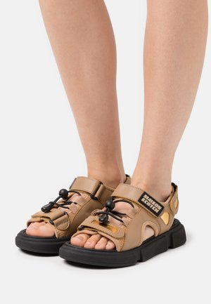 Scotch & Soda DAISIE SPORT - Trekkingsandale - gelb