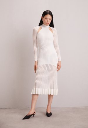 Hervé Léger SHEER FLUTED STRIPE MIDI DRESS - Pulóverruha - alabaster