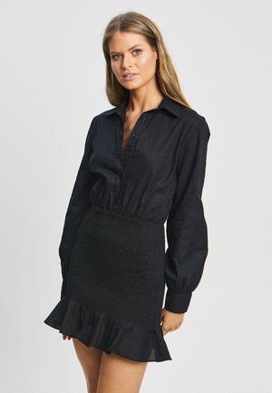 AMIA  - Blusenkleid - black