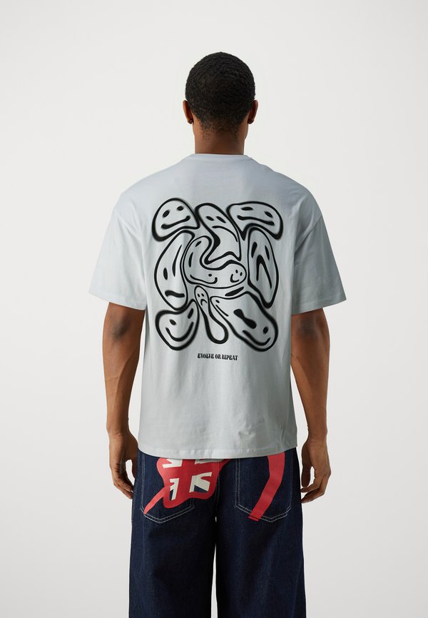 JORLAUGH TEE CREW NECK - Print T-shirt