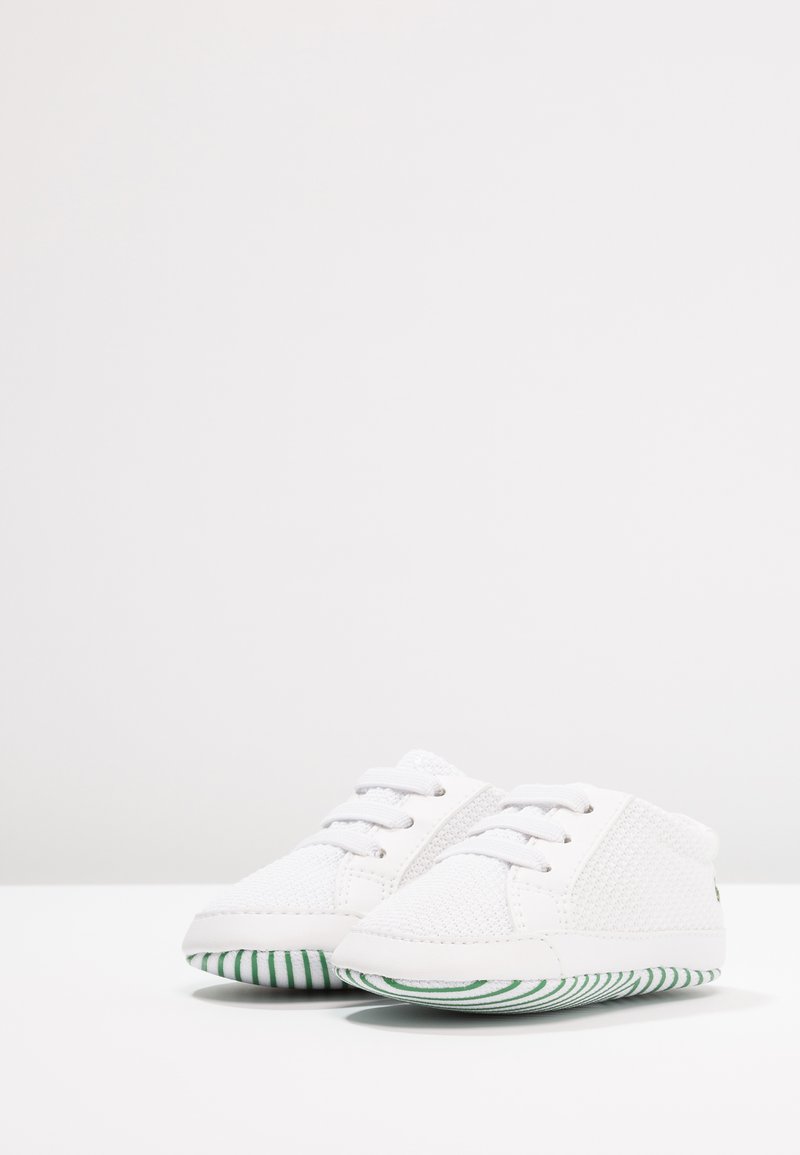 Lacoste L 12 12 Crib Chaussons Pour Bebe White Green Blanc Zalando Fr