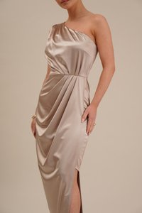 WAL G PETITE MINAH ONE SHOULDER  DRESS - Cocktailkjole - champagne