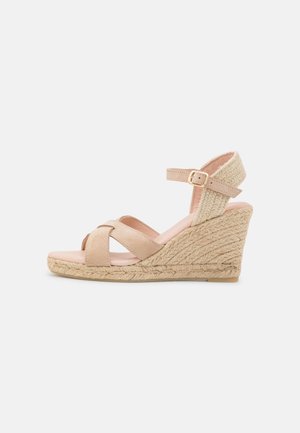Sandalen met plateauzool - light pink