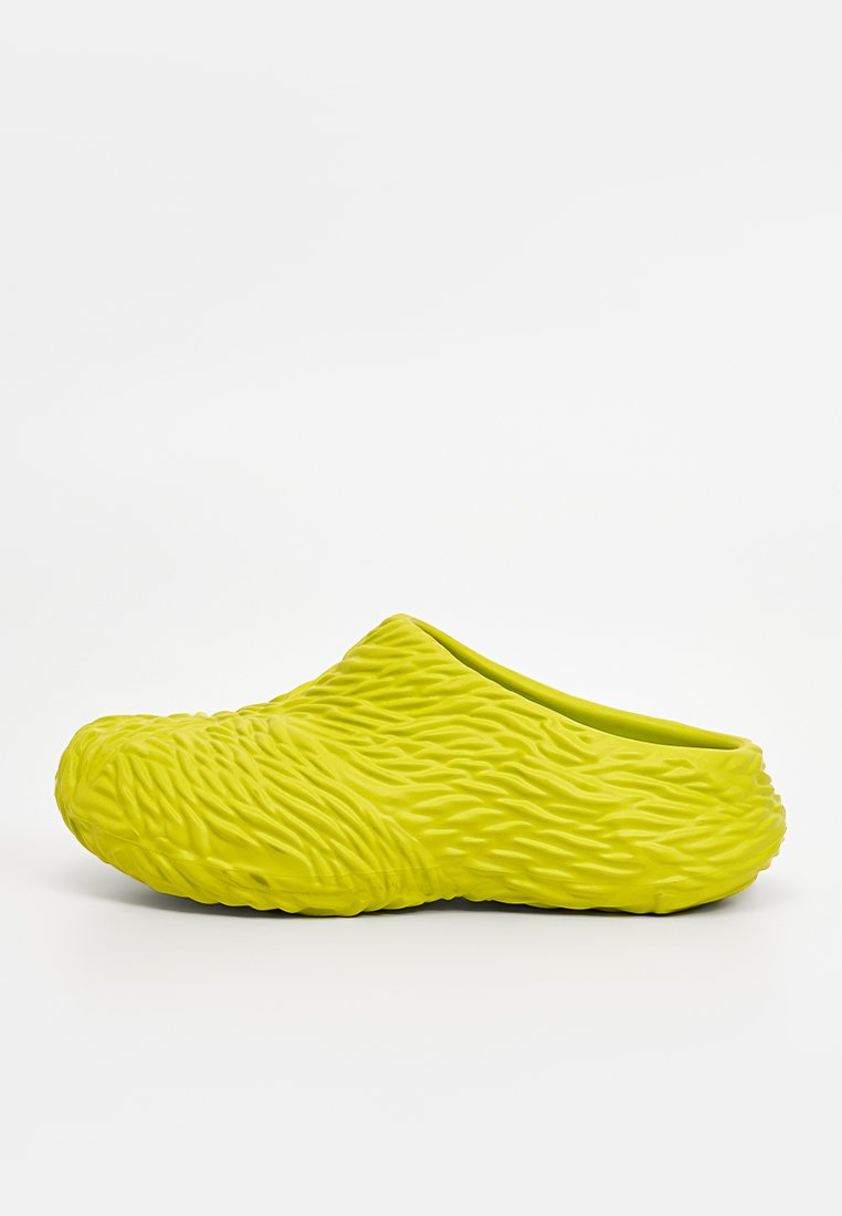 Emporio Armani Muiltjes lichtgroen Emporio Armani Muiltjes lichtgroen