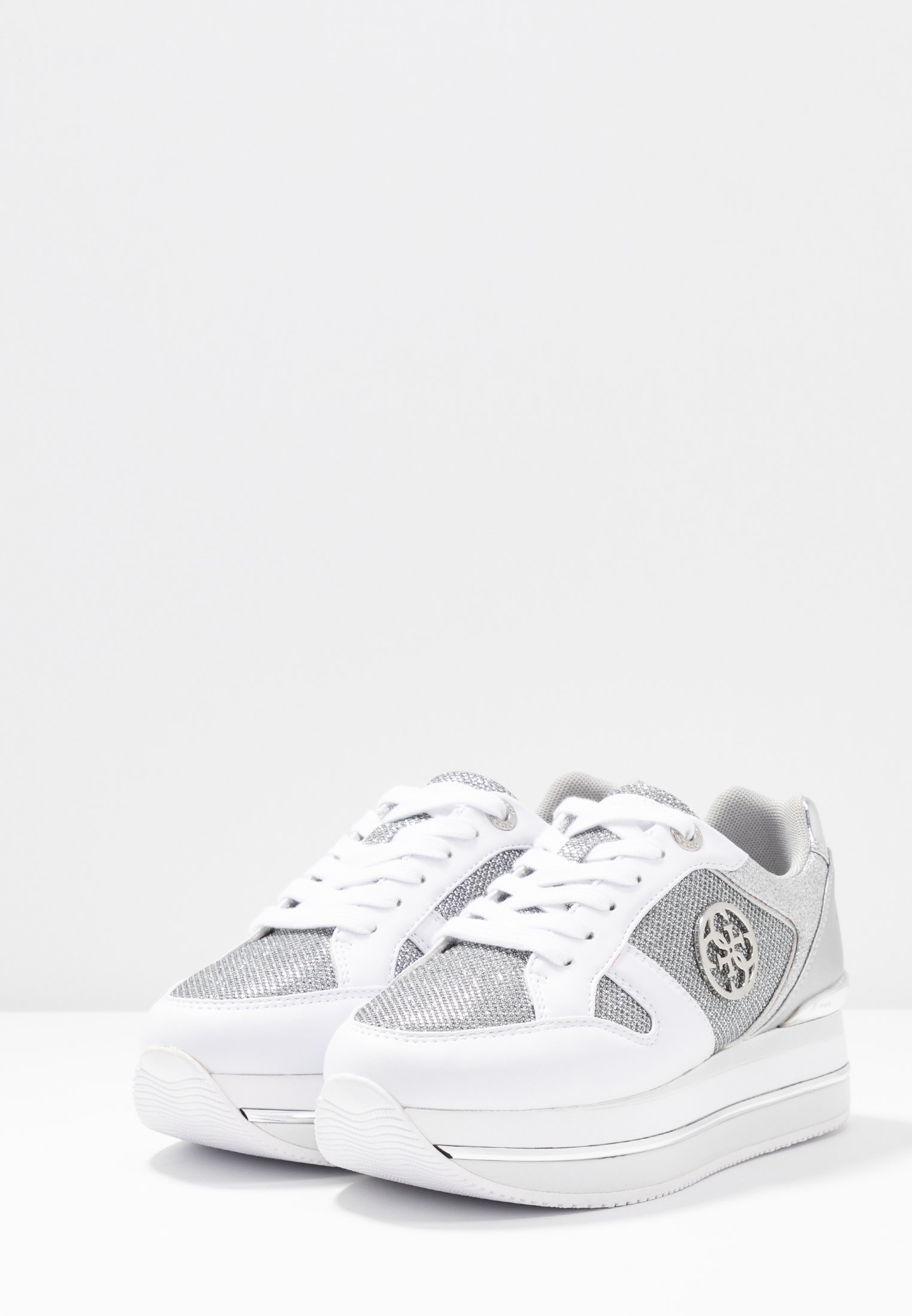 Guess DEALY Joggesko whitesilver Zalando.no Guess RIDERR Joggesko blush Zalando.no