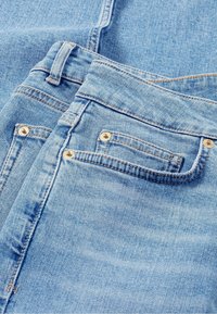 hessnatur Jeans Straight Leg - light blue