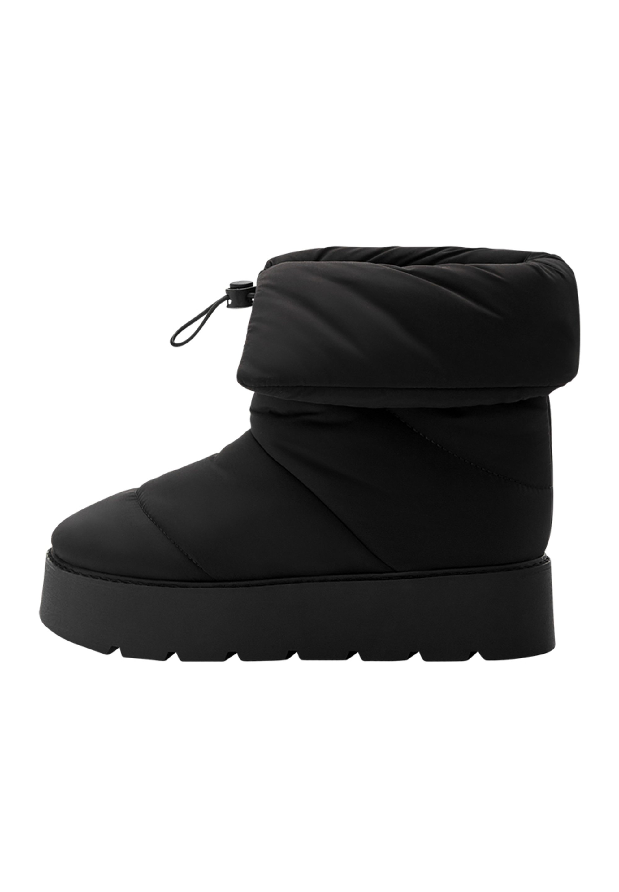 uggs pull and bear