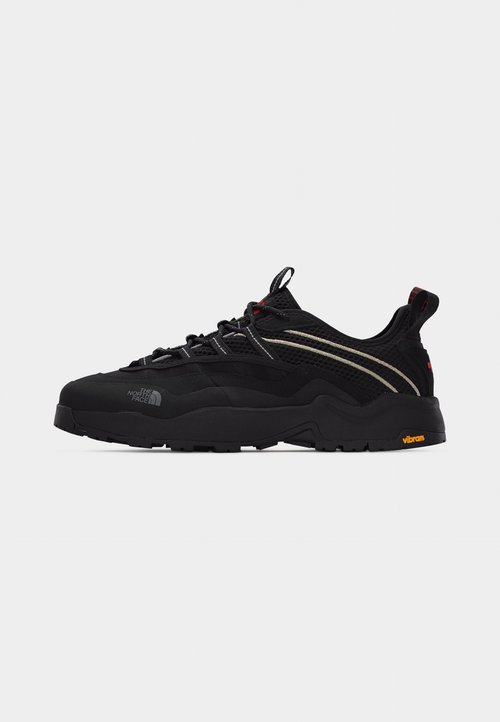 The North Face CLYFFE ULTRA UNISEX - Trainers - black/red — photo 2