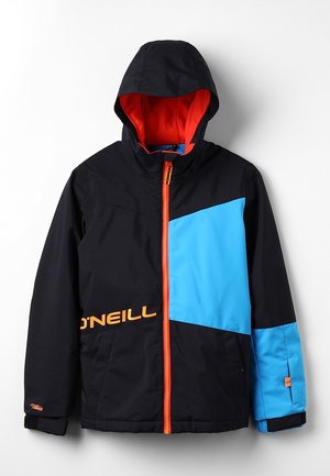 Czarna kurtka z kapturem z jaskrawo niebieskim panelem na klatce piersiowej i rękawie, pomarańczowym zamkiem błyskawicznym oraz logo O'NEILL po lewej stronie.