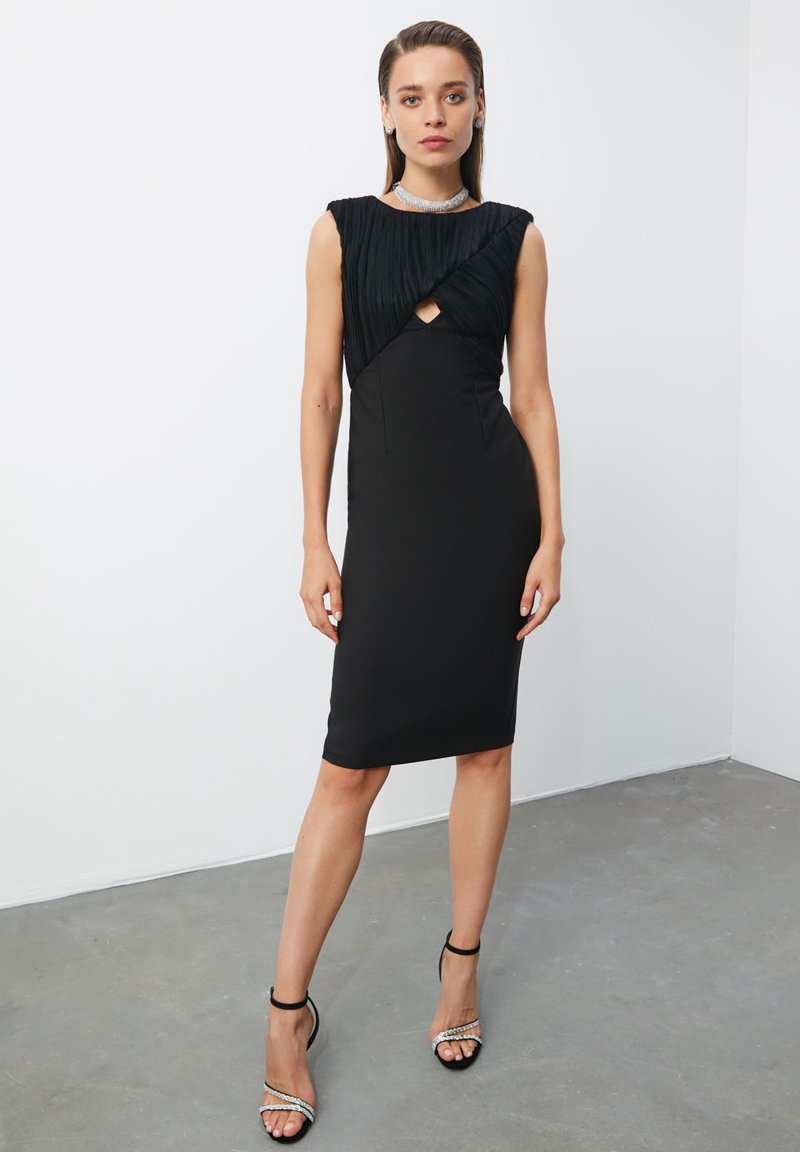 Damen Kleider | Trendyol PARENTEtuikleidblack/schwarz - XR94957 Damen Kleider | Trendyol PARENTEtuikleidblack/schwarz - XR94957