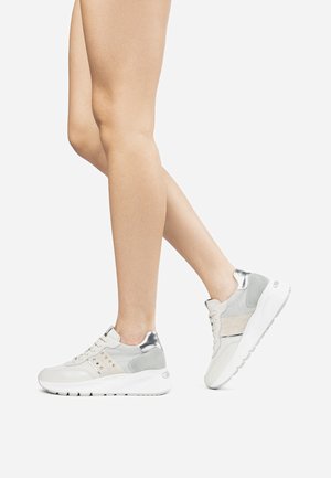 NeroGiardini Sneakers laag - osso