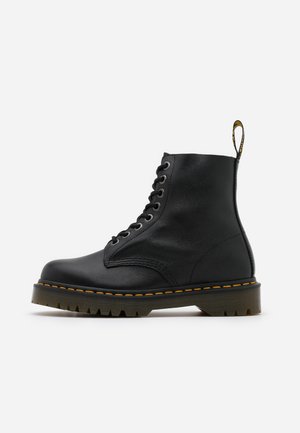 Dr. Martens 1460 PASCAL BEX - Schnürstiefelette - black pisa