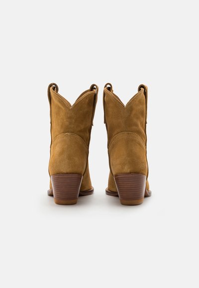 ralph lauren santiags