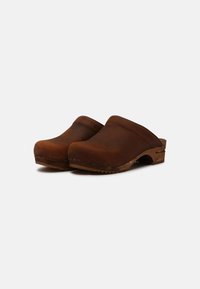 Sanita CHRISSY OPEN - Clogs - chestnut