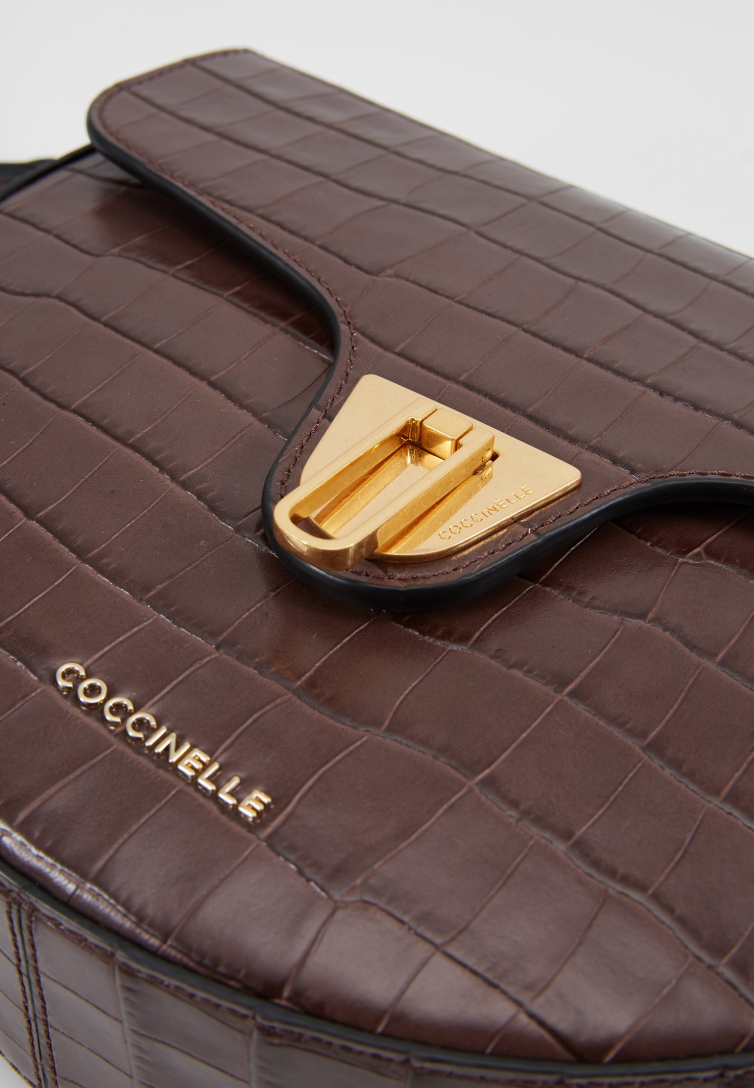 Coccinelle BEAT HALF MOON Skulderveske chocolate Coccinelle BEAT HALF MOON Skulderveske chocolate