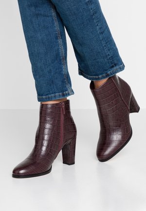 Ankle boots - bordeaux