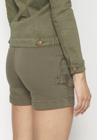 Koroshi Traper jakna - kaki  khaki