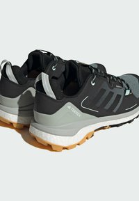 Adidas Terrex SKYCHASER 2 GORE-TEX turkusowy