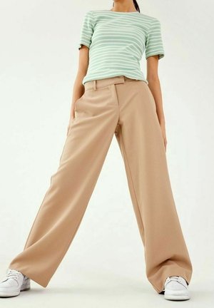 LMTD WIDE FIT - Broek - incense