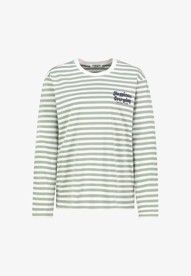 Langärmliges Hemd in hellgrün mit weißen Streifen, ausgestattet mit einem runden Halsausschnitt und einem "Happiness Everyday"-Grafikdesign auf der linken Brust.