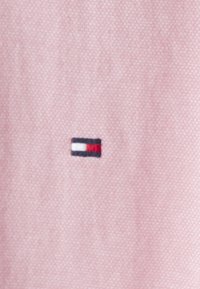 Tommy Hilfiger FLEX DOBBY - Srajca - teaberry blossom