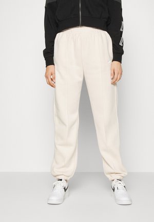 W NSW ESSNTL PANT FLC TREND - Calças de fato de treino - pearl white/white