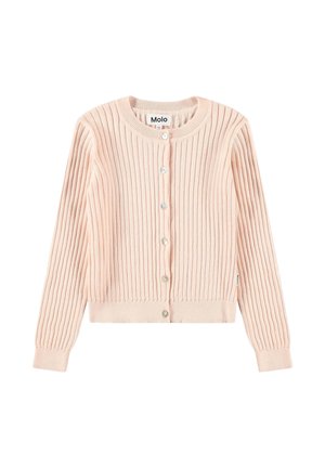 Cardigan en maille côtelée rose clair avec manches longues et col rond, doté de six boutons blancs sur le devant.