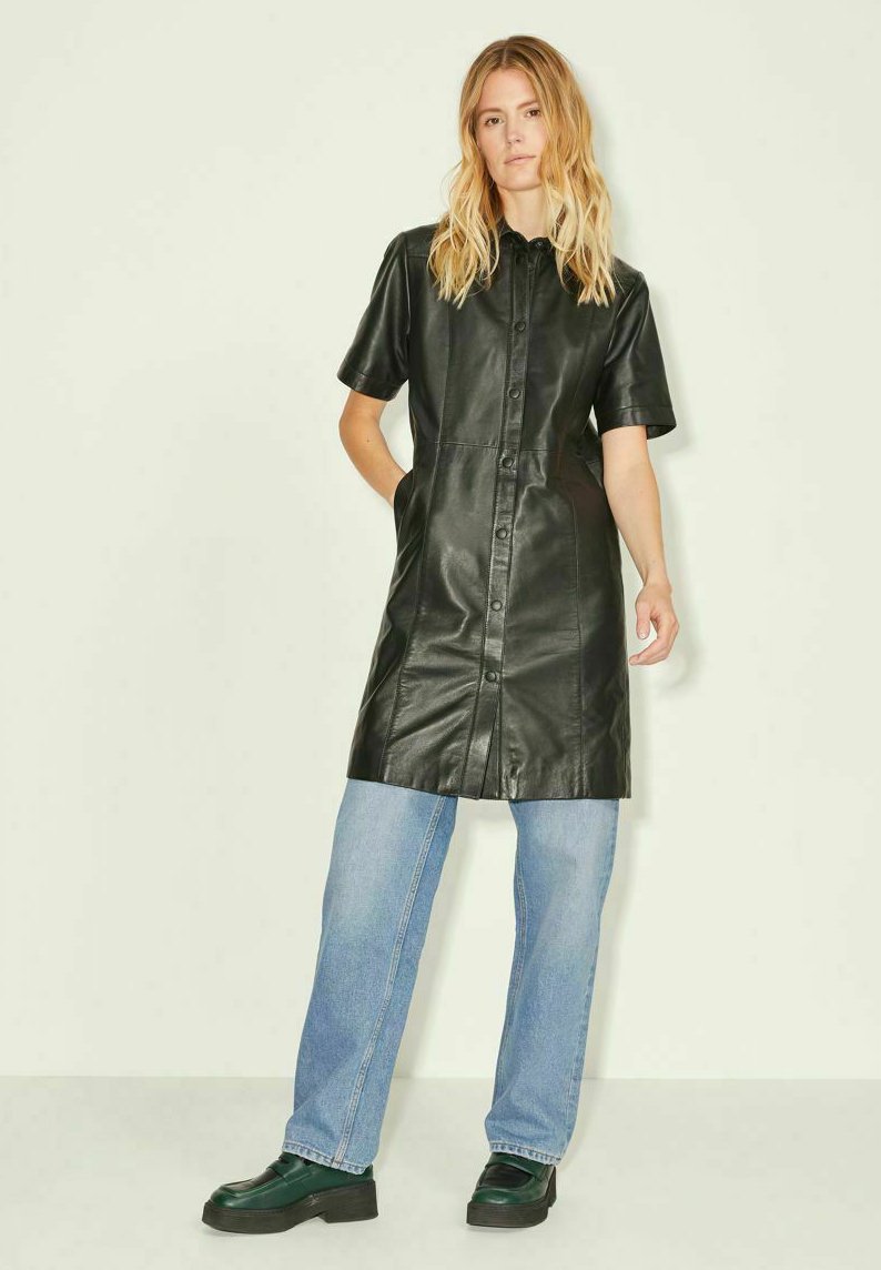Damen Freizeitkleider | JJXX Blusenkleid black/schwarz - UW74183 Damen Freizeitkleider | JJXX Blusenkleid black/schwarz - UW74183