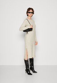 Vero Moda VMLEFILE BOATNECK CALF DRESS - Obleka/pulover - birch