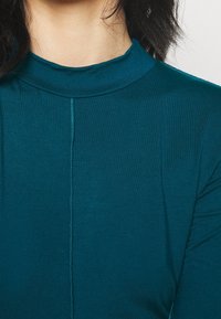 Missguided Petite Jerseyklänning - blue