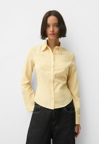 WITH WIDE SLEEVES  - Hemdbluse - yellow