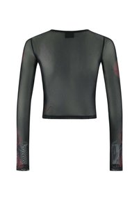 Schwarzes Netzoberteil mit langen Ärmeln und cropped Design. Blumenmuster in Rot und Grün auf den Ärmeln, mit einem einfachen runden Ausschnitt.