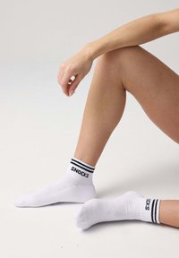 SNOCKS RETRO 4 PACK - Socken - weiß streifen