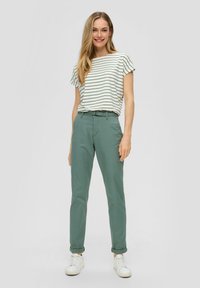 s.Oliver REGULAR - Chinos - petrol