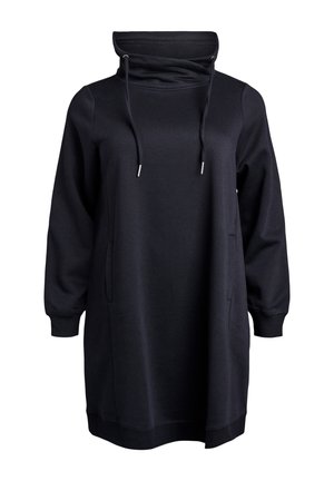 Czarna sukienka typu sweatshirt z długim rękawem, ozdobnymi ściągaczami, kieszeniami typu kangur oraz wysokim kołnierzem typu komin z regulowanymi sznurkami.