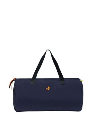 Sac cylindrique bleu marine avec poignées noires, tirette de fermeture éclair orange et petite poche avant avec détail bouton orange.