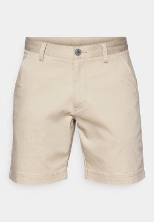 Beige kokvilnas šorti ar taisnu piegriezumu, jostas cilpiņām, priekšējām kabatām un vienu pogu jostasvietā.