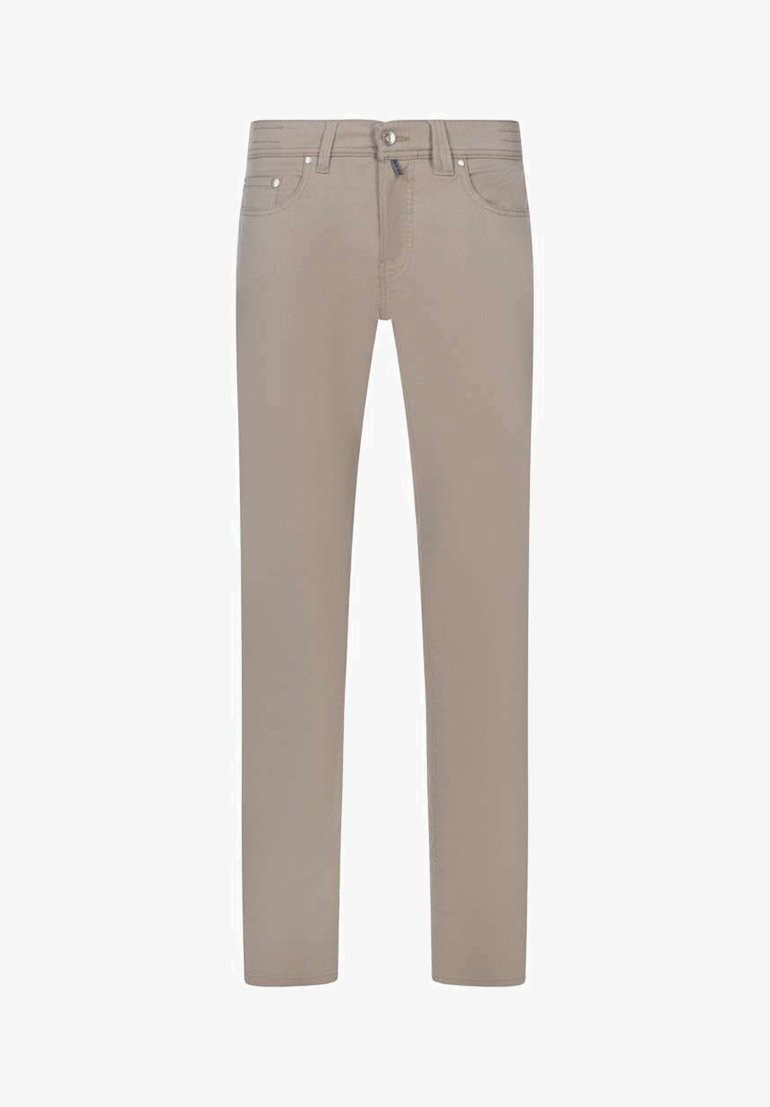 Pantalons en denim beige avec une coupe droite, deux poches avant, une poche arrière et une fermeture éclair. Texture lisse et détails de couture minimalistes.