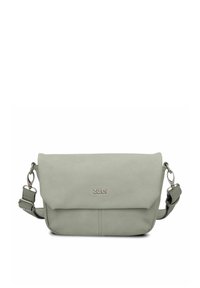 Borsa a tracolla in pelle verde chiaro con patta pieghevole, hardware argentato, tracolla regolabile e texture liscia. Caratterizzata da una sottile cucitura decorativa.