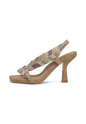 Beige Wildleder-Sandalette mit hohem Absatz, quadratischer Spitze, Slingback-Riemen und dekorativen lila, goldenen und perlenbesetzten Verzierungen.