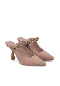 Zapatos de tacón slingback de ante rosa con punta afilada, que presentan una correa decorativa de cuentas y un tacón bloque de altura media.