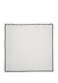 Witte rechthoekige sjaal met gelijkmatig verdeelde kleine zwarte stippen en een dunne zwarte rand langs de randen.