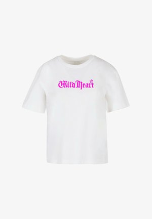 Camiseta blanca de algodón con mangas cortas y cuello redondo, con la inscripción en rosa "MildHeart" y un acento de estrella en el frontal.