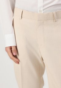 Isaac Dewhirst NOTCH SUIT NEW COAT SLIM - Κοστούμι - light sand