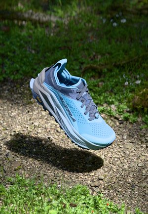 OLYMPUS 6 - Trail running shoes - blue