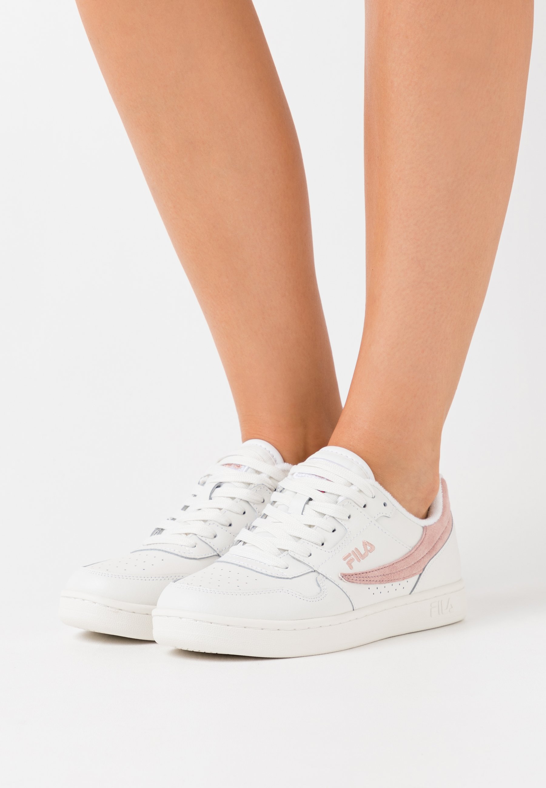 pull fila 3 couleurs