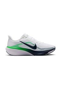 Λευκό αθλητικό παπούτσι με μαύρο λογότυπο Nike, πράσινες λεπτομέρειες και παχύ, μαλακό πέλμα, εμφανιζόμενο από το πλάι σε λευκό φόντο.