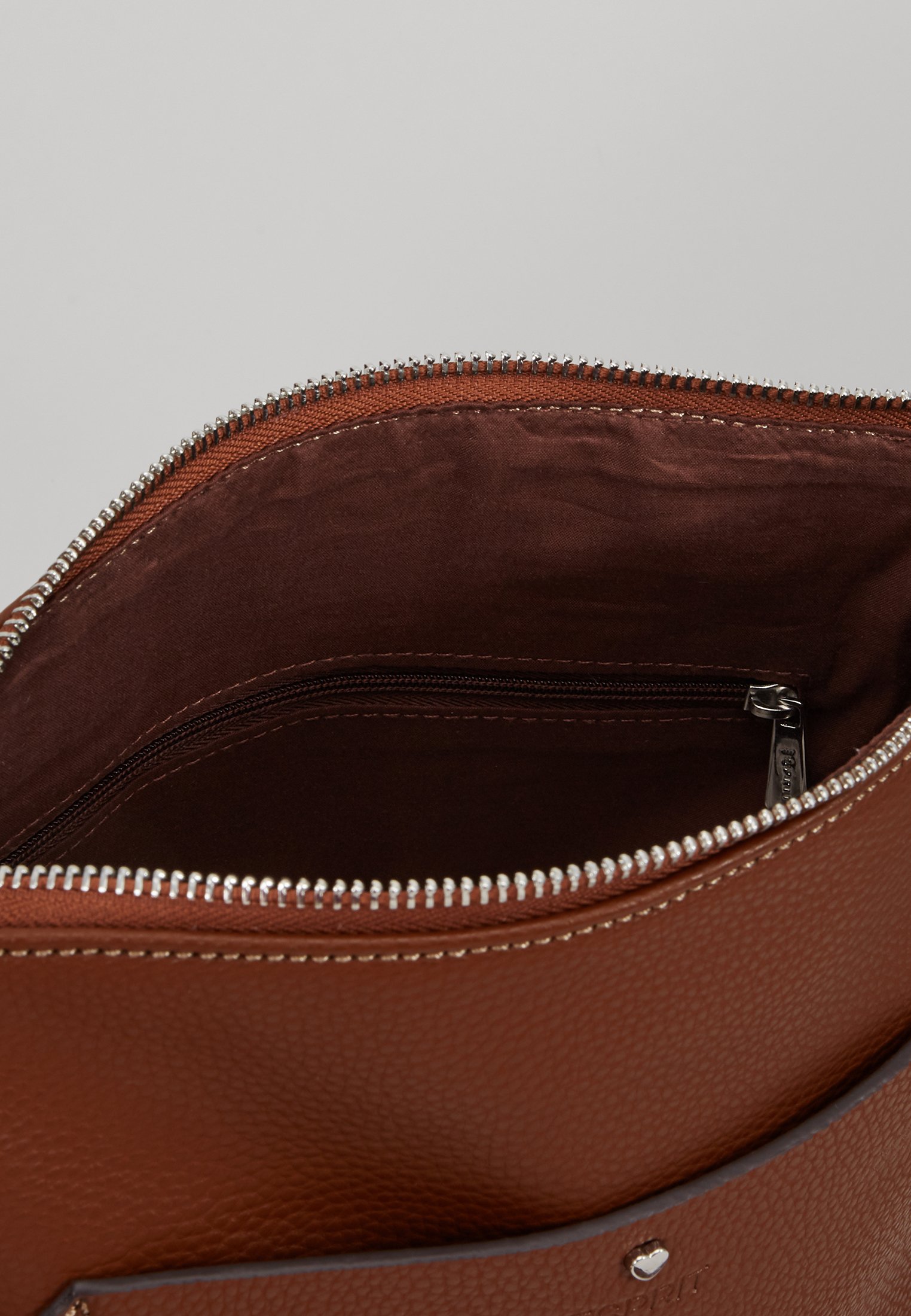 Esprit NELL Skulderveske rust brown Zalando.no Esprit NELL Skulderveske rust brown Zalando.no