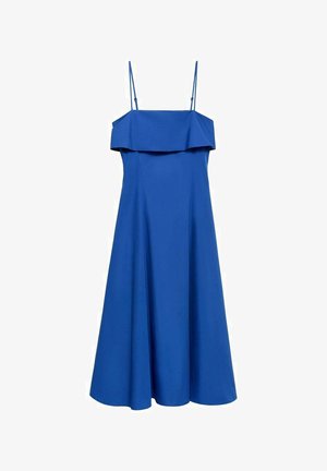 Modra obleka v obliki črke A z tankimi spaghetti naramnicami in plastenjem ruffles na telesu. Gladek material, do kolen, z razširjeno silhueto.