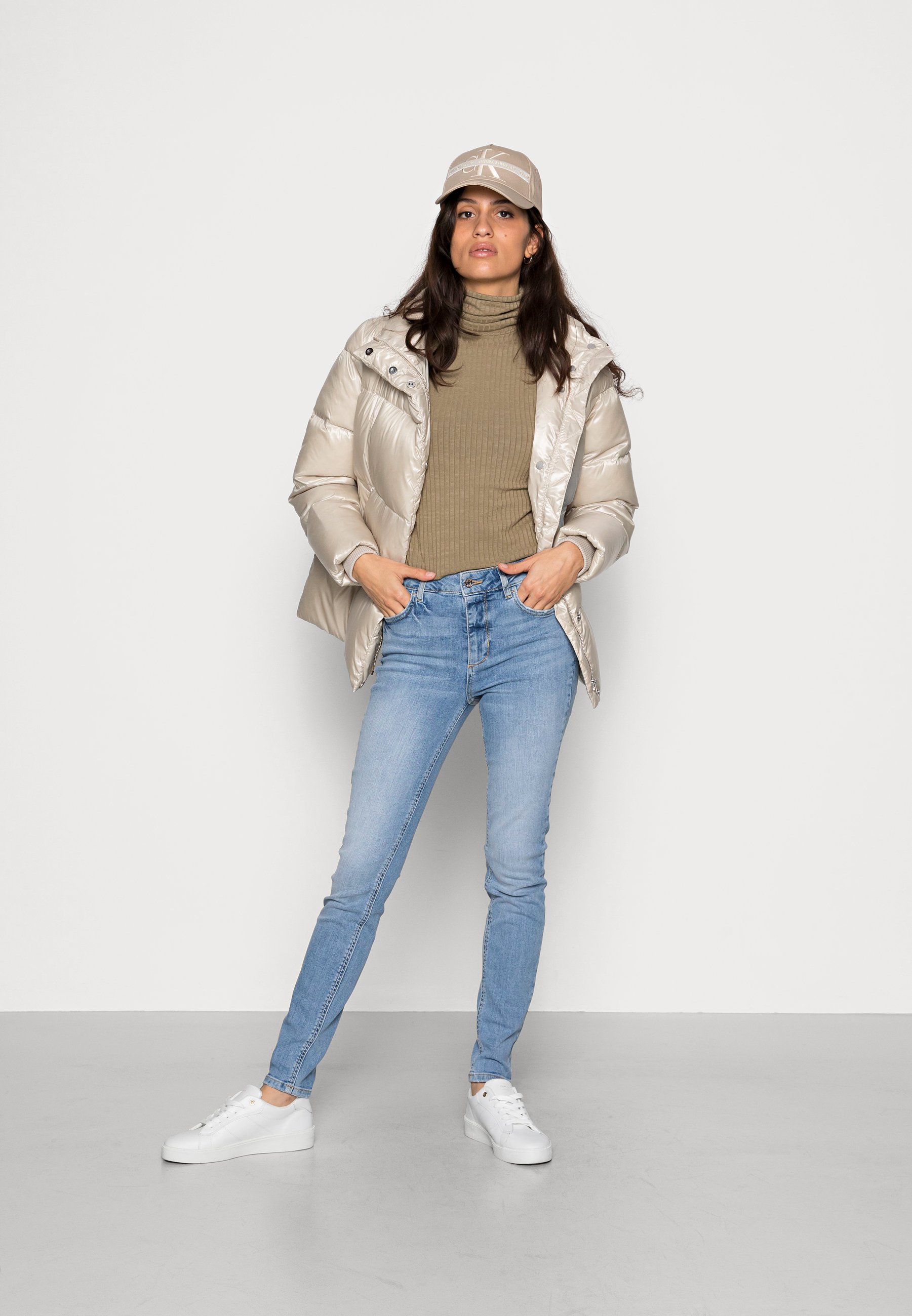DIVINE - Jeans Skinny Fit - denim blue 